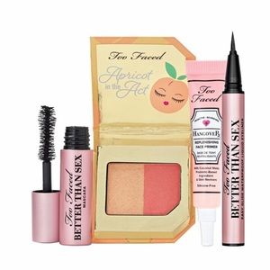 Too Faced Major Must-Haves Makeup Set